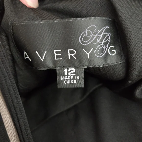 Avery G Illusion Hemline Mermaid Gown - Picture 5 of 13